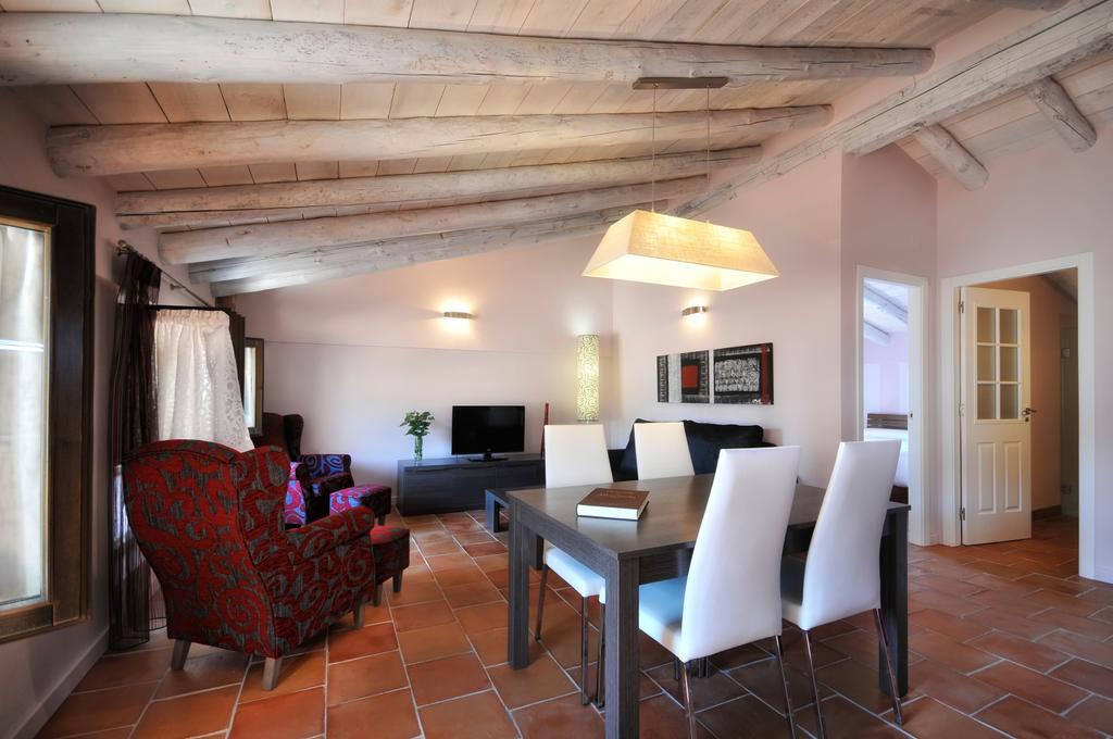 La Casa Grande De Albarracin Apartment ภายนอก รูปภาพ